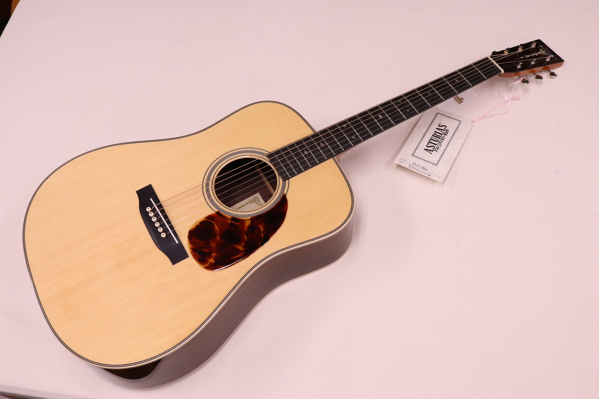 ASTURIAS アストリアス D.プリウォー | ギター・バイオリン・チェロ