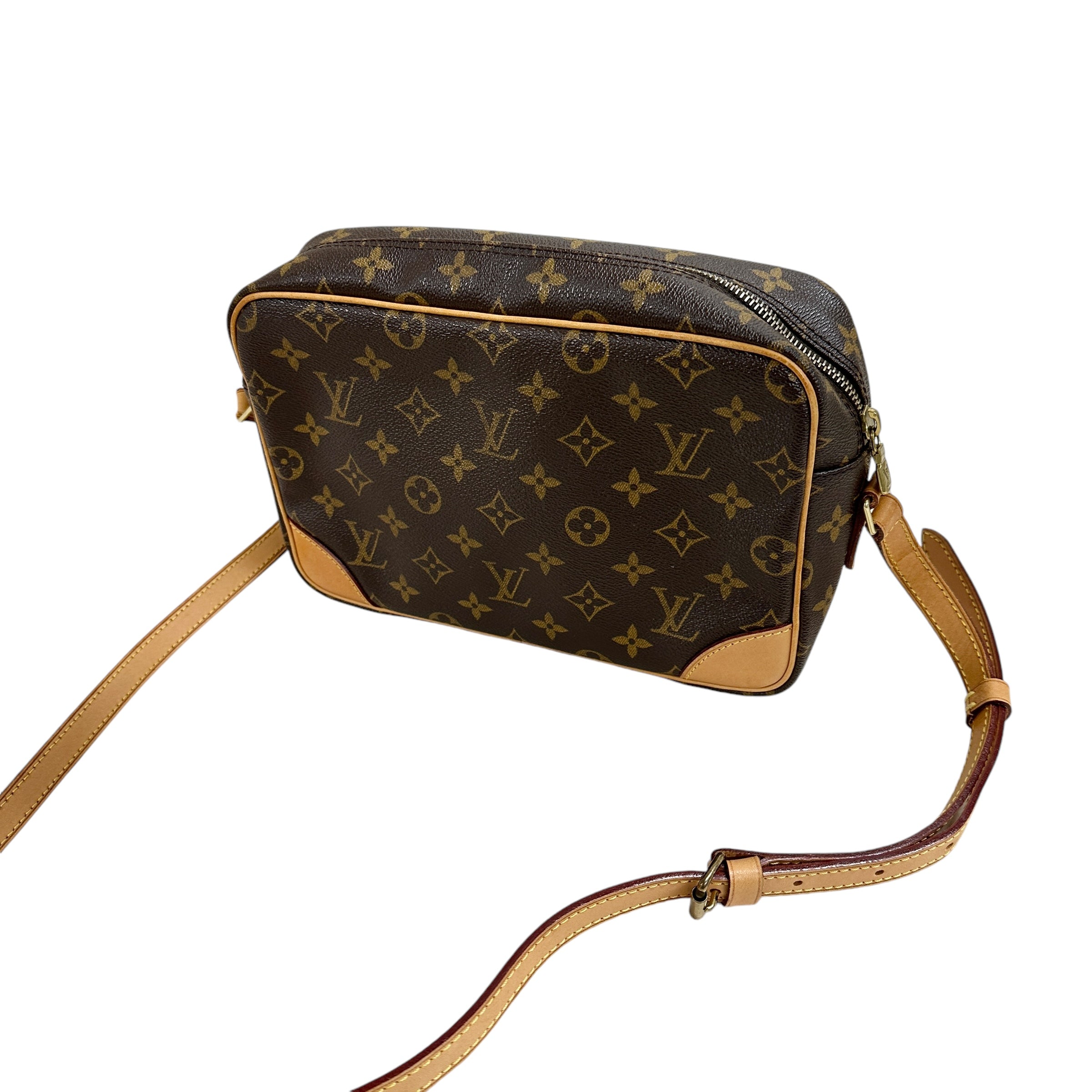 LOUIS VUITTON ルイ・ヴィトン モノグラム トロカデロ27