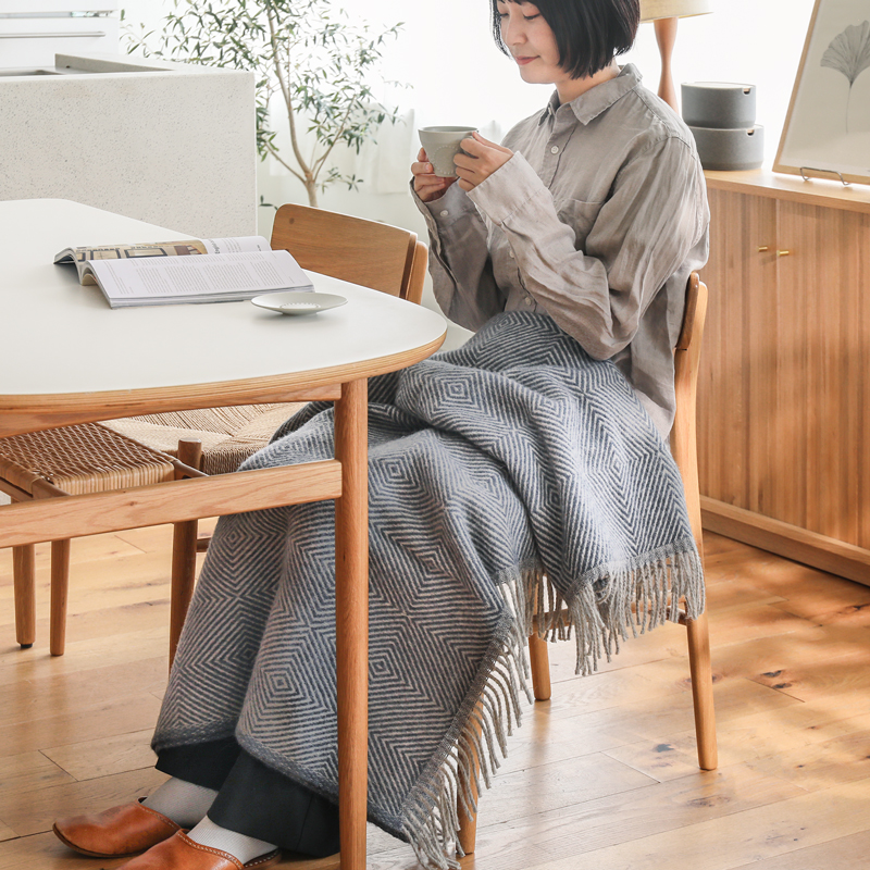 ウールブランケット Silkeborg ダナーヤ グースアイズ ホワイト ｜家具