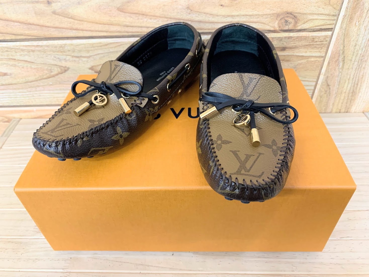 高く売る方法】ルイヴィトン ローファー レディース グロリアライン