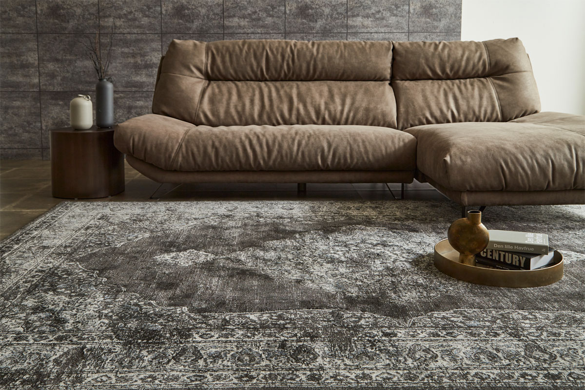 オーナメントダーク ラグ | RELAX FORM (リラックスフォーム)