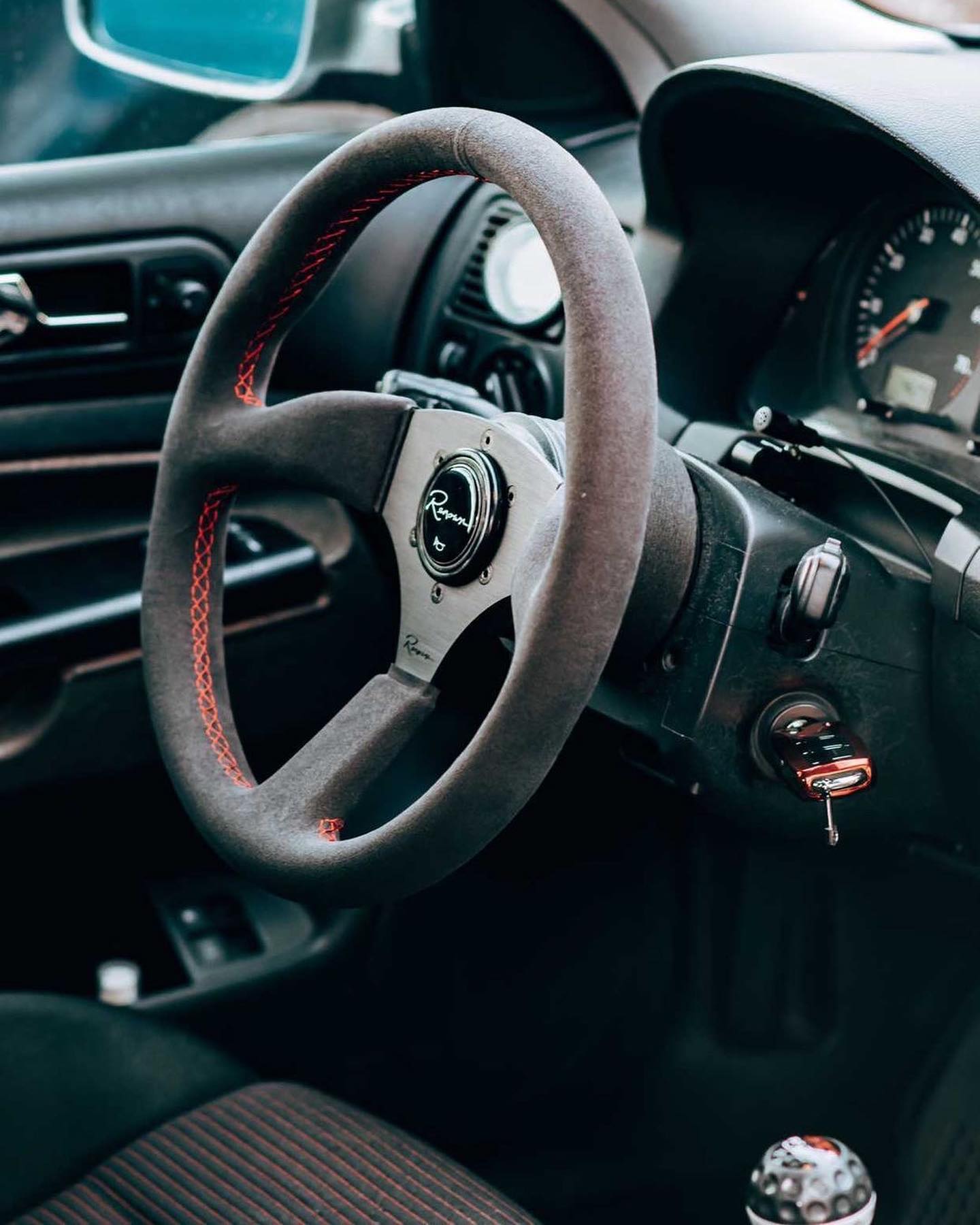 Renown 130R Rosso Steering Wheel – Renown USA