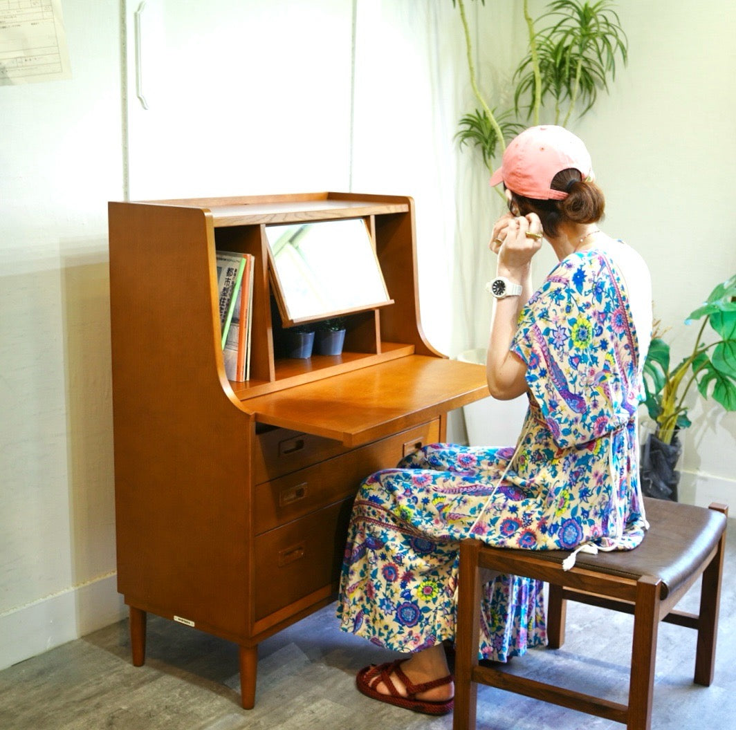 カリモク60 / karimoku60 ライティングチェスト ドレッサー 国産 中古