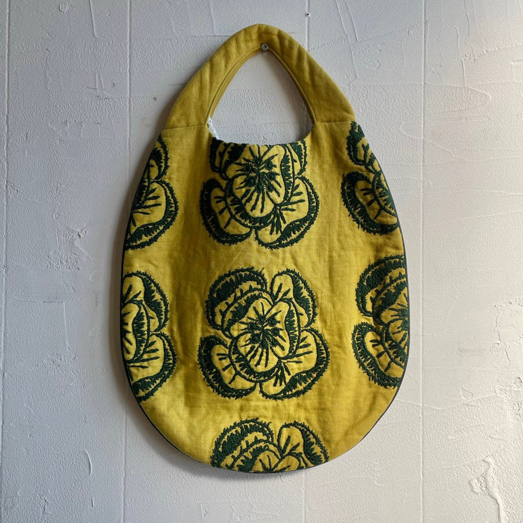 中古】ミナペルホネン / mina perhonen hope エッグバッグ 黄色 花柄