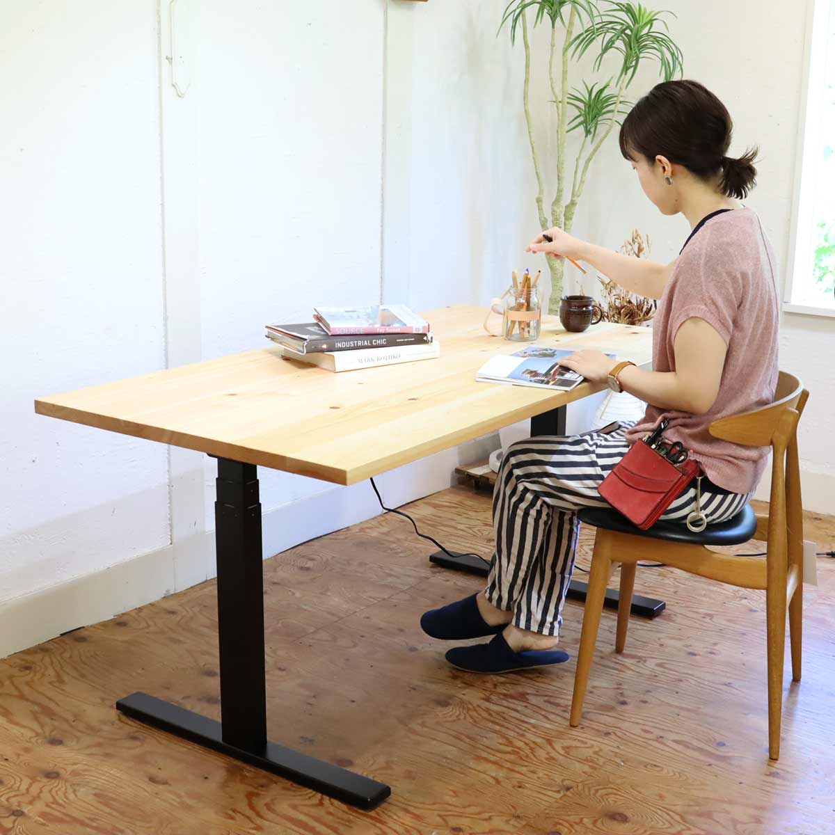 Kanademono / 金物家具のかなでもの エレクトリックデスク 電動昇降