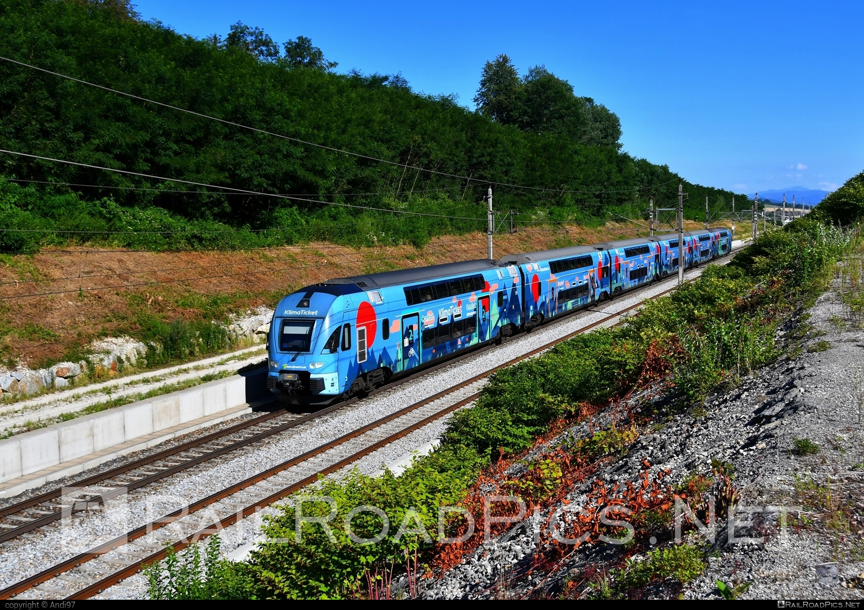 4010 028 - Stadler Kiss 3 operated by Westbahn Management GmbH