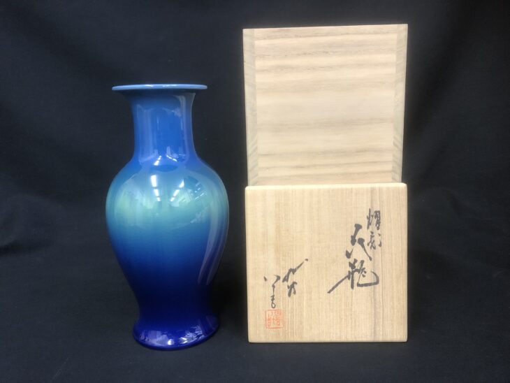 1124 中国 骨董 大明永楽年製 彩色花草文 花瓶 工芸品 時代物 1124