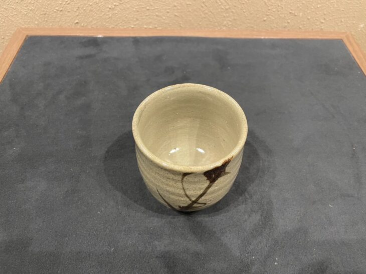 濱田 庄司 作『鐡絵 湯呑』 ｜骨董品買取 緑和堂