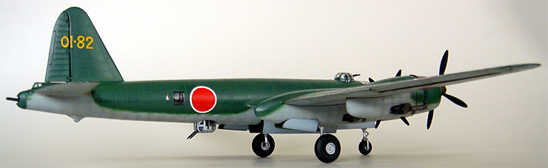 Big キット作り倒し （第14回） 連山 （ハセガワ 1/72） その2 塗装編