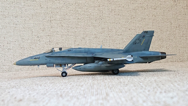 F/A-18C ホーネット (ハセガワ 1/72) ＞特集 世界の名機コレクション