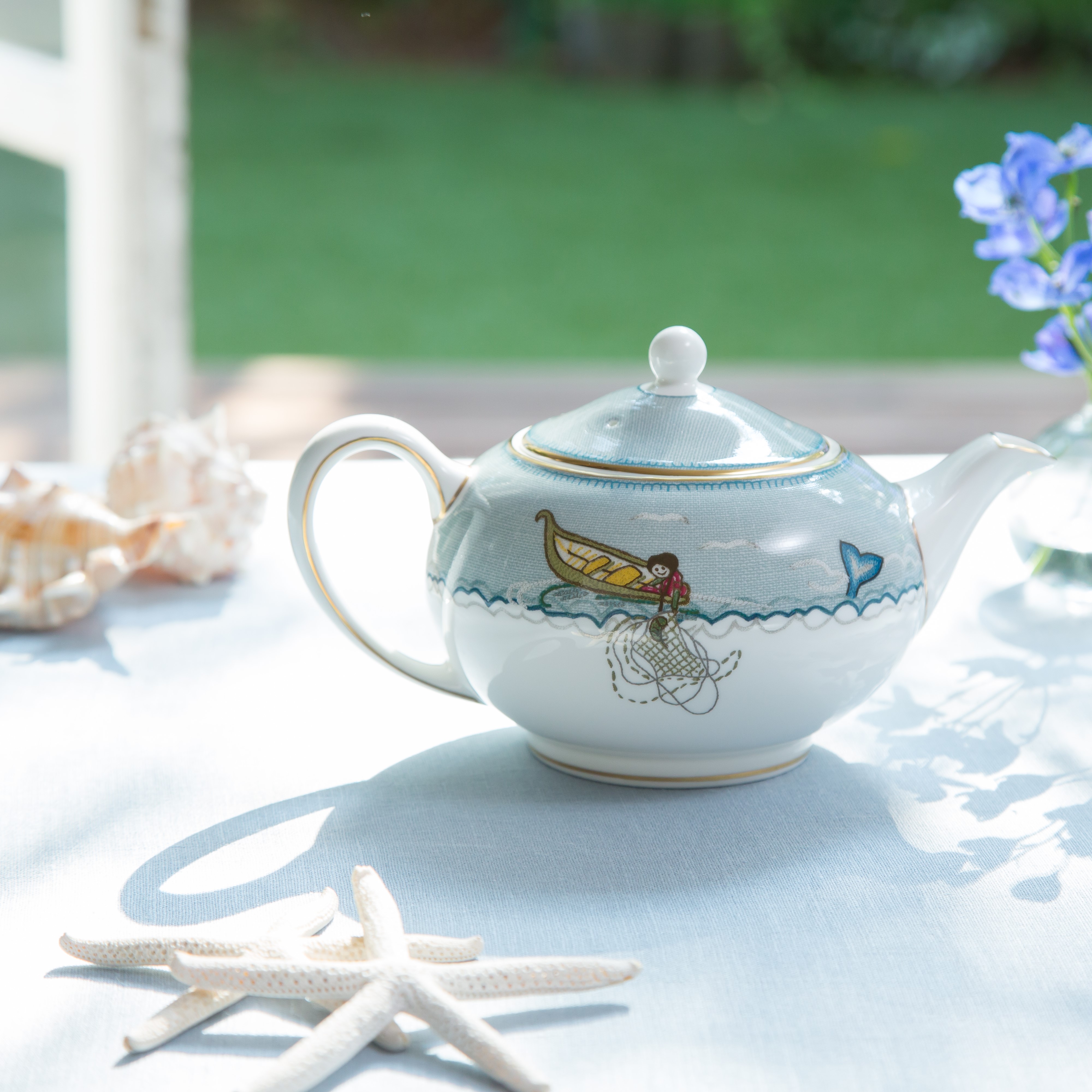 セイラーズ フェアウェル by Kit Kemp ティーポットS|WEDGWOOD公式