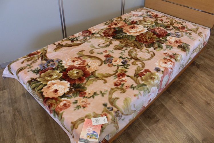 温泉毛布 軽量ニューマイヤー毛布 ｜岐阜県寝装のわた勇