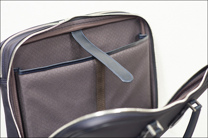 Wマチブリーフケース・WEBBER（ウェーバー）についてのお話