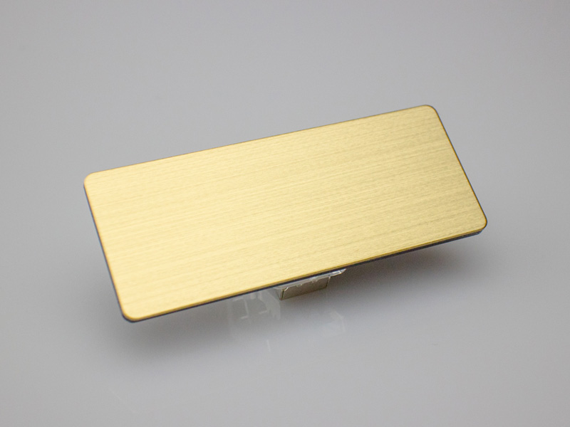 短納期 金属 無地名札・ネームプレート｜東和マーク