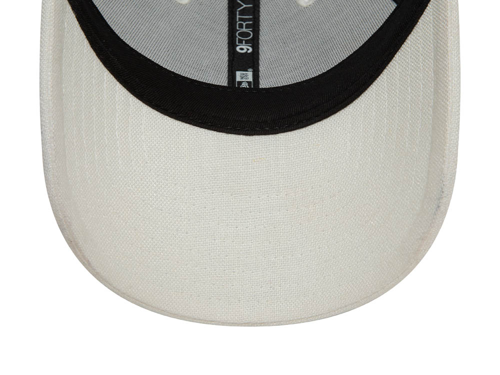 New Era New York Yankees White Linen 9Forty Strapback Cap