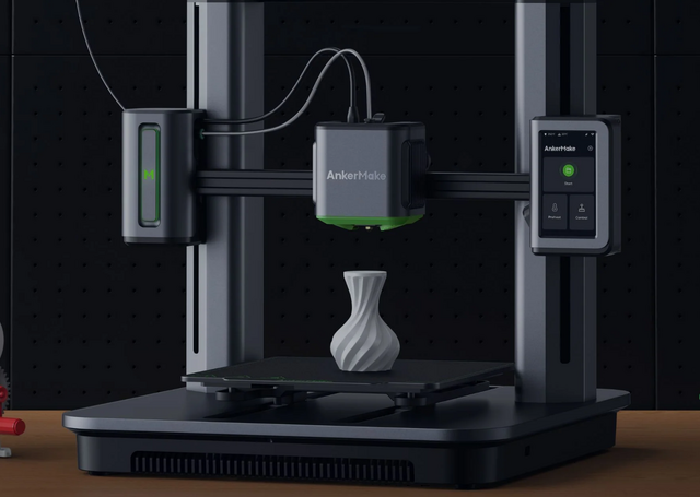 Ankerから初の家庭用3Dプリンター「AnkerMake M5」発売、0.1mm精度で