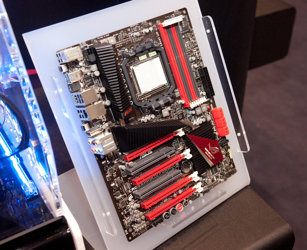 ASUS ROG Crosshair IV Formula and Extreme Motherboards Pictured
