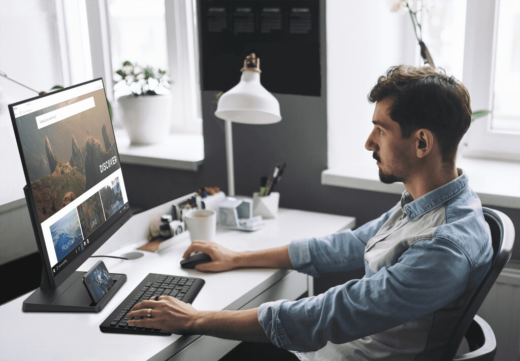 Lenovo Yoga AIO 7, LAVIE devices from NECPC, and New Monitors