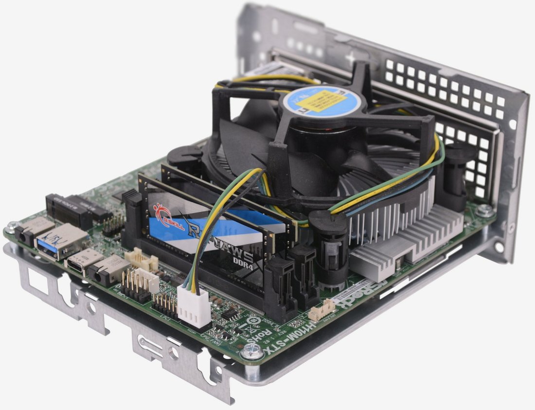 スマホ・タブレット・パソコン ASRock DeskMini 110 ASRock > DeskMini 110 Series