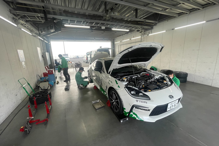 TEIN.co.jp: MONO RACING SPEC R - 製品紹介