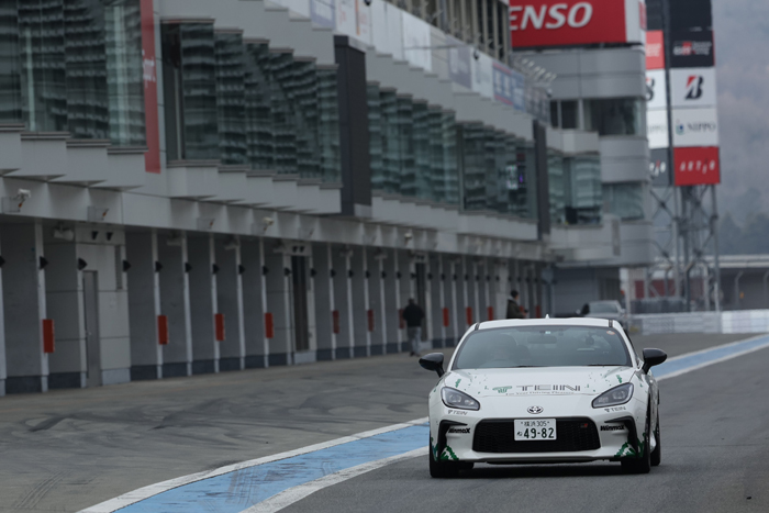 TEIN.co.jp: MONO RACING SPEC R - 製品紹介