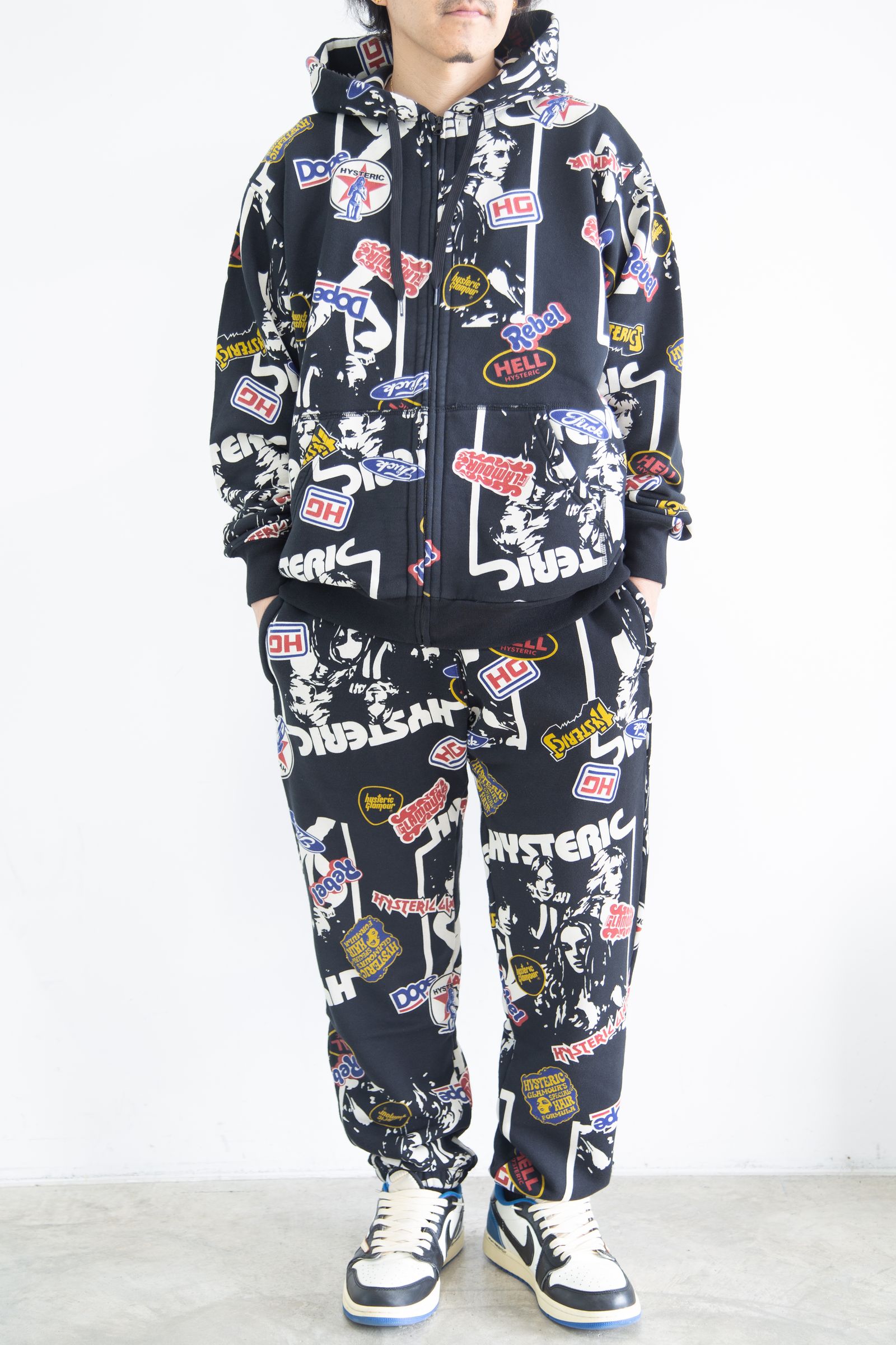 HYSTERIC GLAMOUR - 4GIRLS柄 スウェットパンツ / ブラック | Tempt