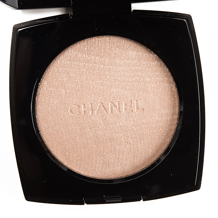 Chanel Ivory Gold (10) Highlighting Powder Review & Swatches