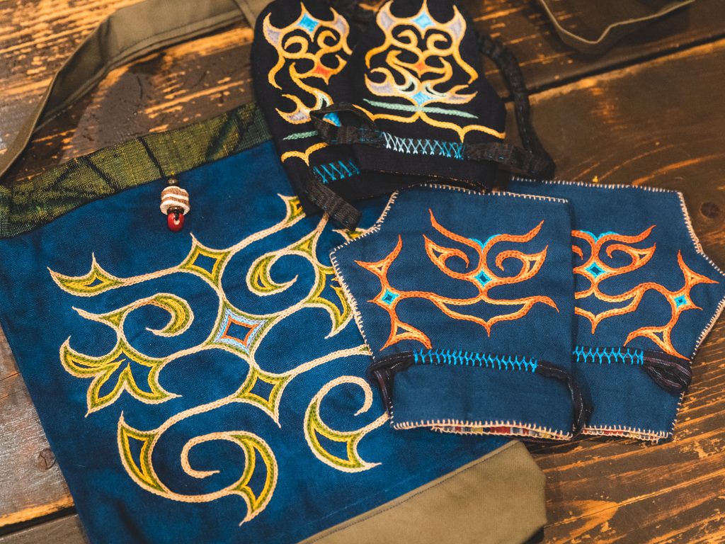 アイヌのつくり手さんといっしょに。大切なひとや自然を思う