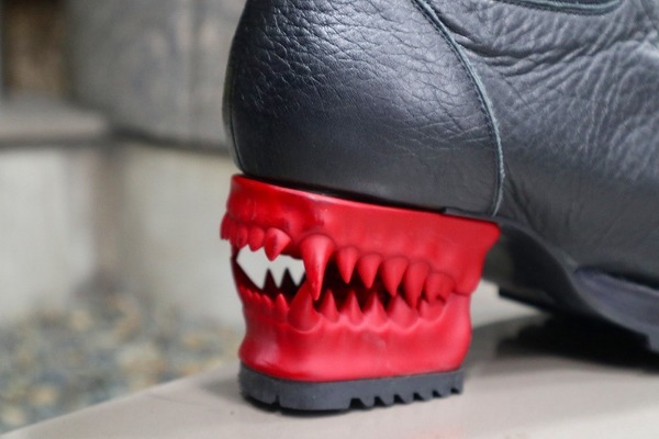 ha|za|ma/ハザマ】より宣戦布告のヒールブーツを買取入荷致しました