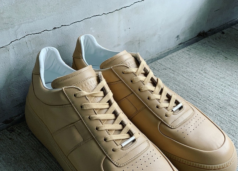 Maison Margiela 22 / メゾンマルジェラ 22 から ロートップスニーカー