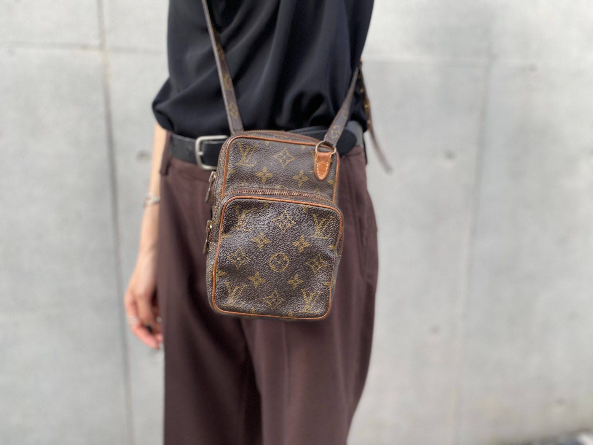 LOUIS VUITTONより「モノグラムミニアマゾン ショルダーバッグ」が入荷