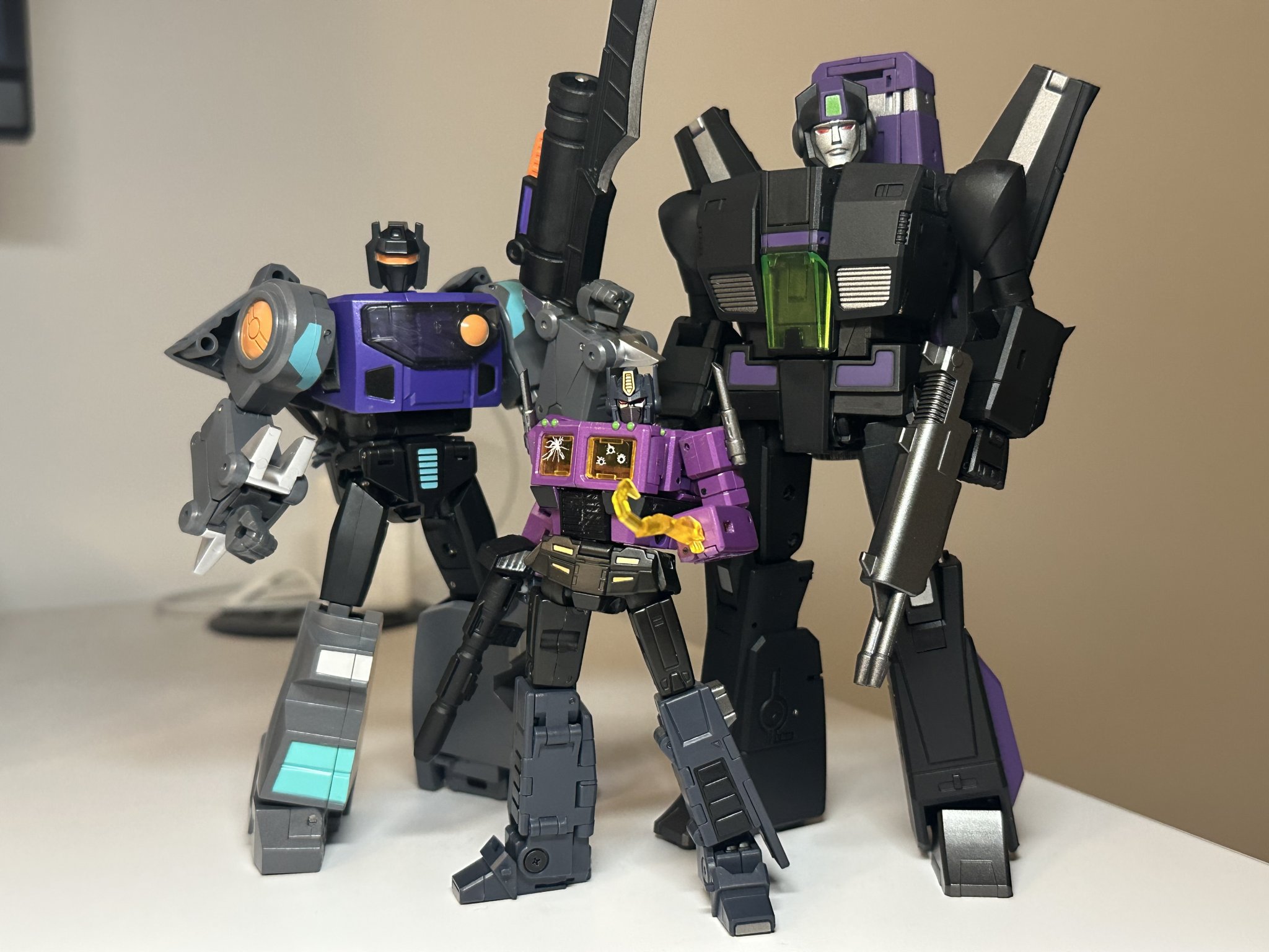 Magic Square MS-B47 Meteorite (Legends Scale G1 Skyfire) Color