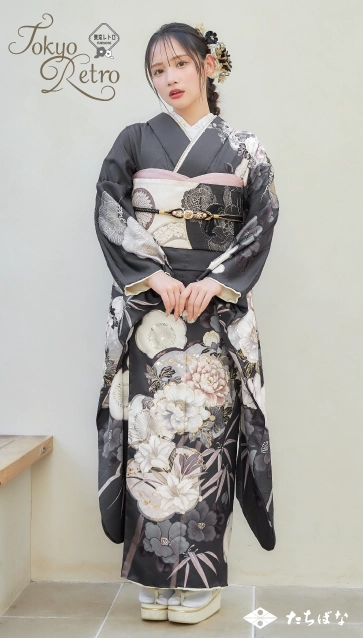 矢作萌夏ちゃん”着用の振袖-黒｜成人記念の新作振袖ご紹介