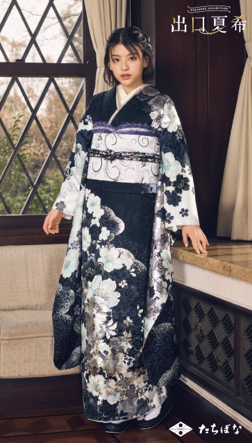 出口夏希”ちゃんの振袖-黒｜成人記念の新作振袖ご紹介 DN-09