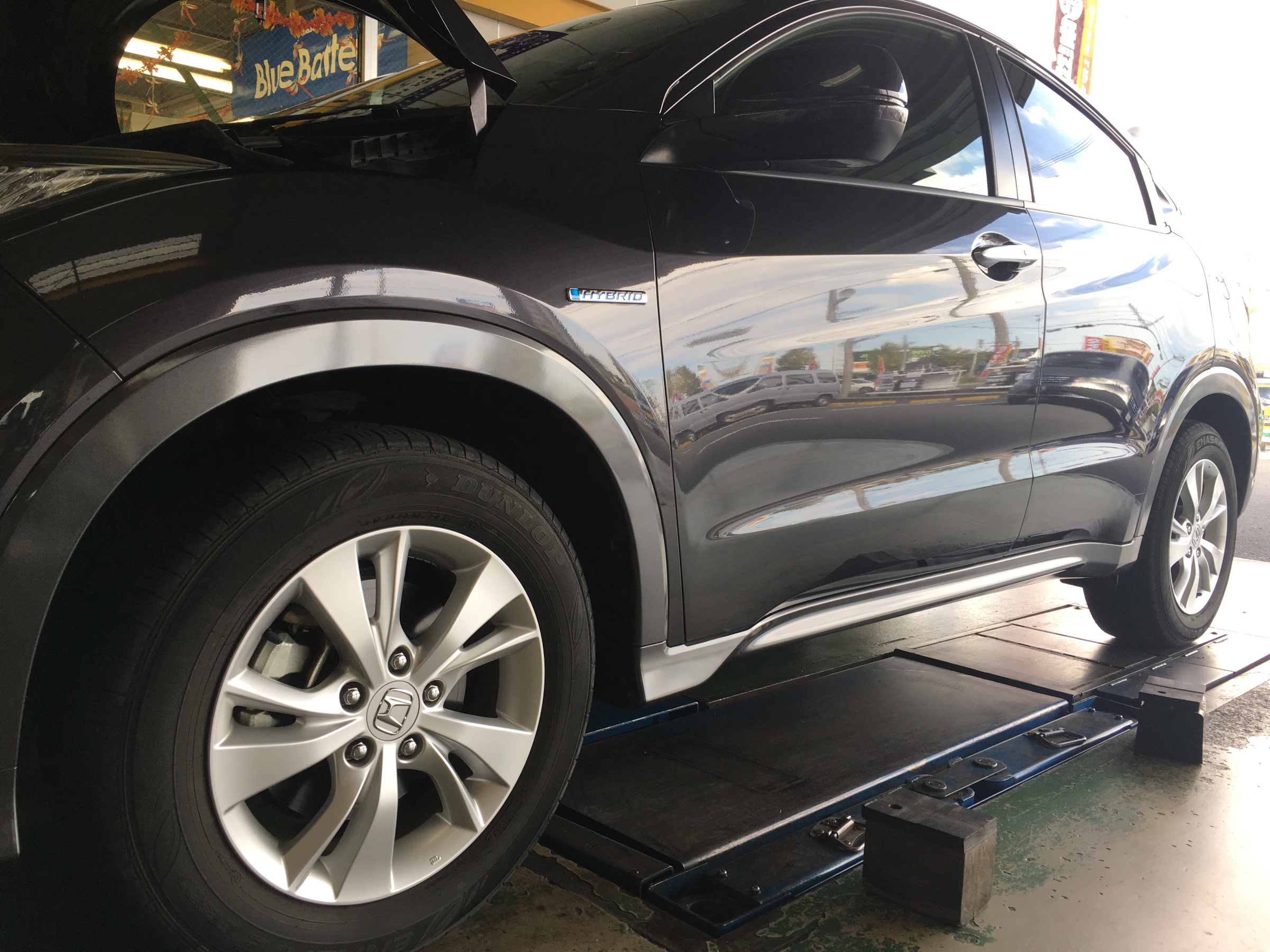 ヴェゼルHV(RU3)にRS-R Ti2000 | 店舗おススメ情報 | タイヤ館 さつま