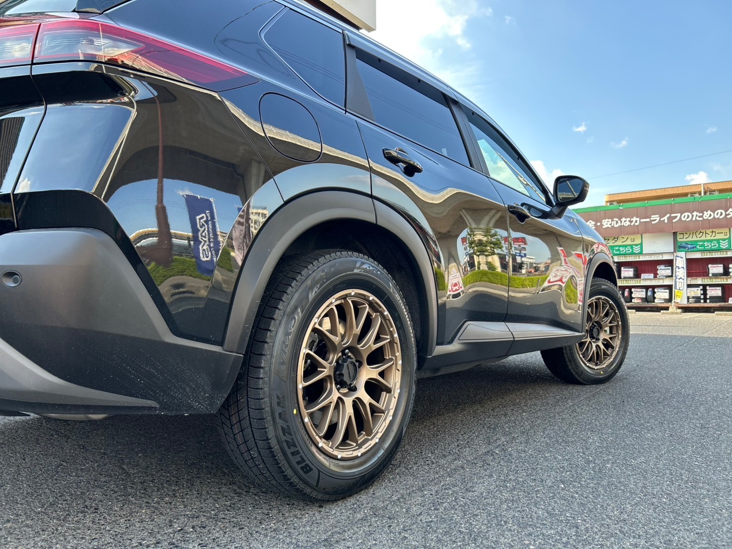 日産エクストレイルにWEDS MUDVANCE08 と ブリザックVRX3装着しました