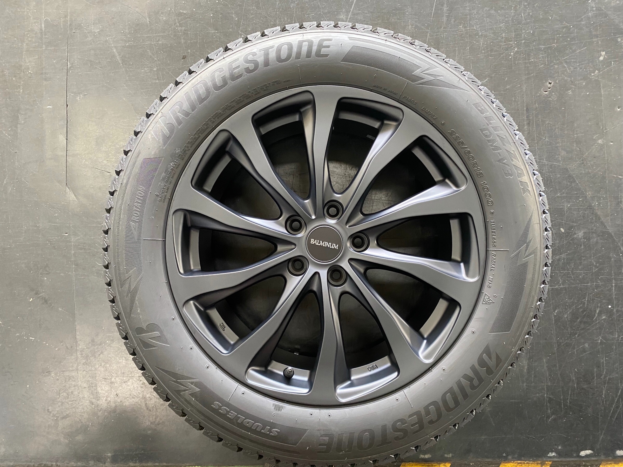 トヨタ RAV4用 スタッドレスタイヤホイールセット | 店舗おススメ情報