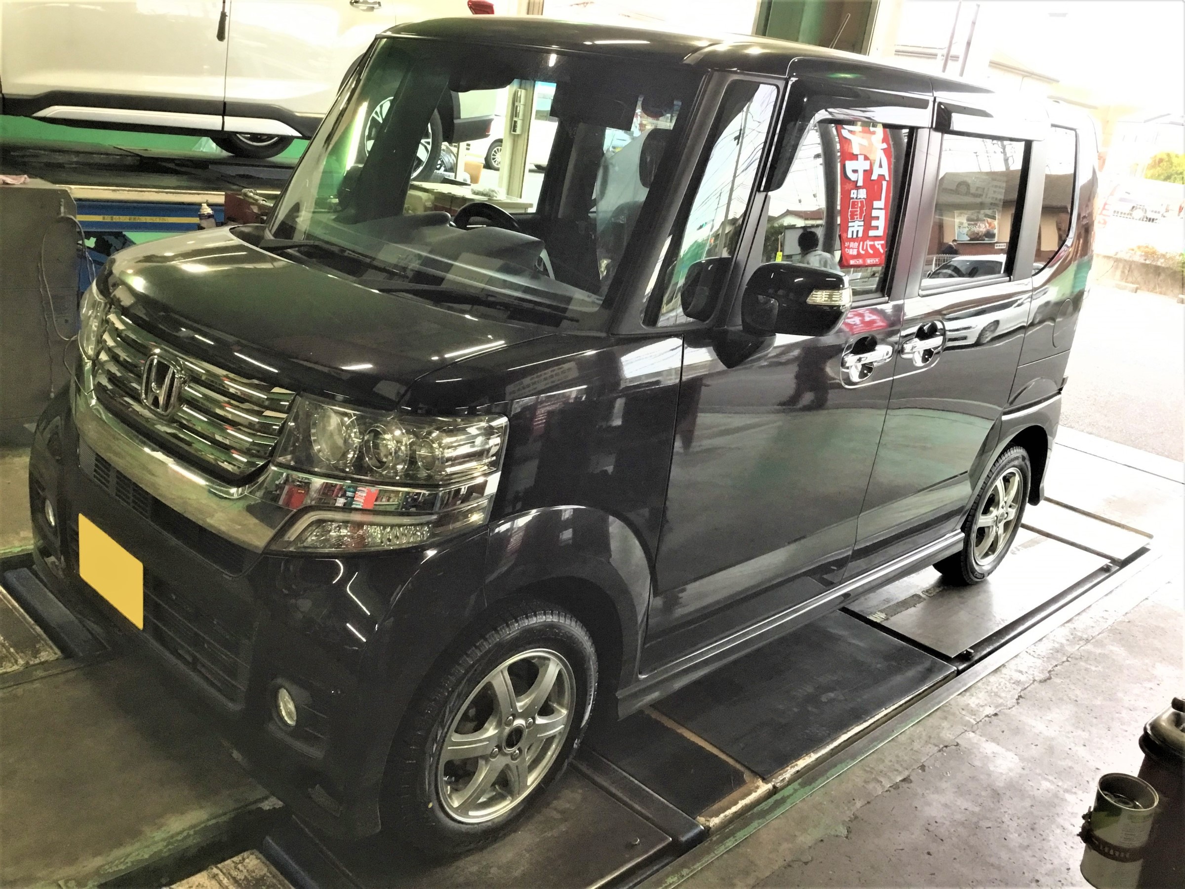 JF1型N-BOXカスタム、スタッドレスタイヤ新調！ | 店舗おススメ情報