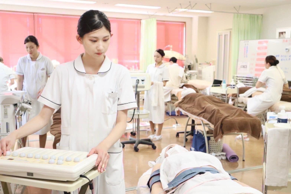 エステティック科 | タカヤマアドバンスビューティー専門学校