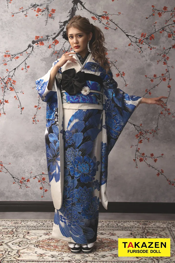 クール系振袖 白/ブルー(青) 牡丹柄 キラキラ スワロフスキー付き