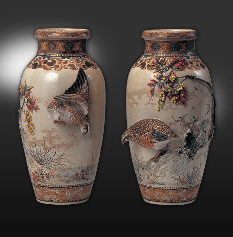 真葛香山 「高浮彫南天ニ鶉花瓶」田邊哲人コレクションより