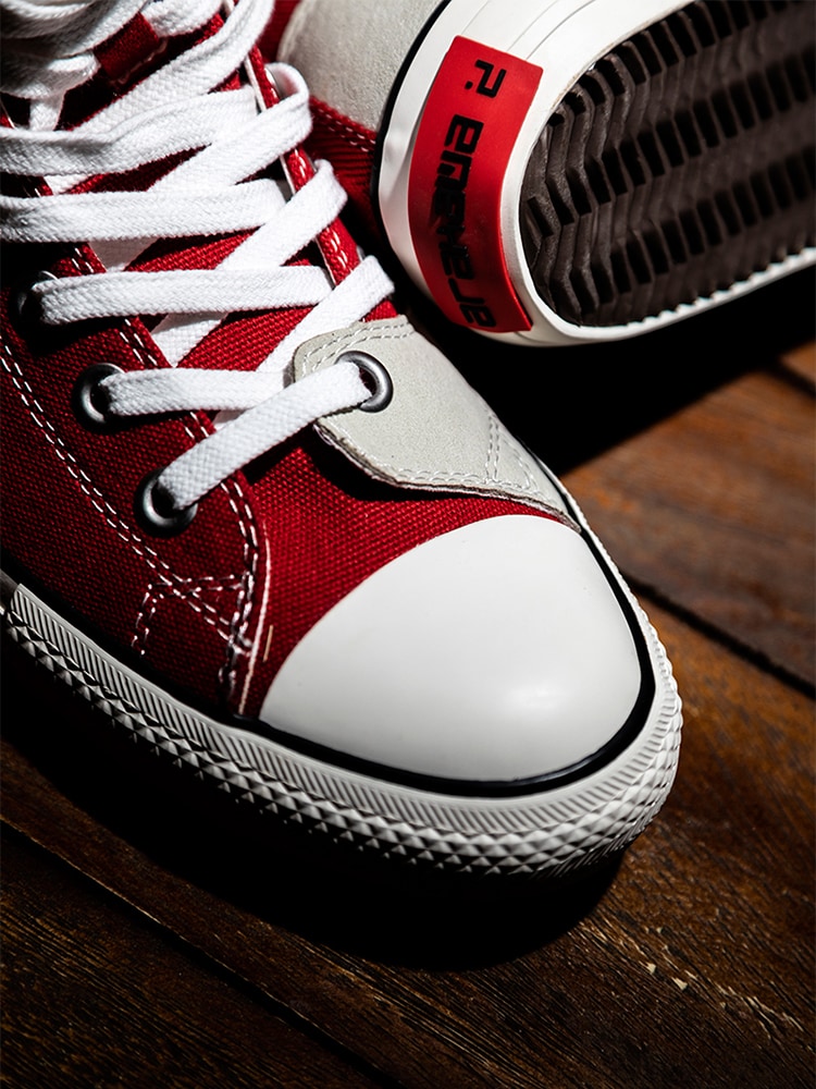 SHINICHIRO ARAKAWAからカジュアルなライディング仕様のハイカット