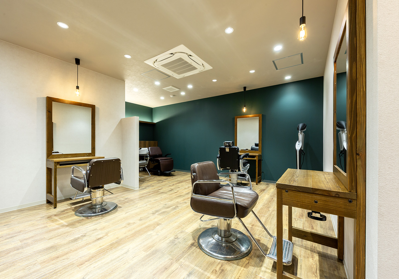 225 | チェア | 製品情報 | タカラベルモント