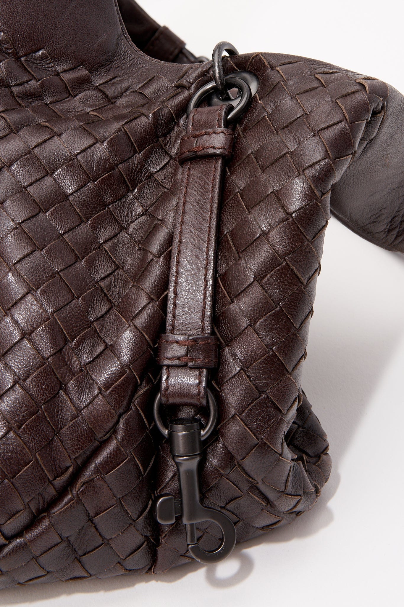 Bottega Veneta Brown Intrecciato Leather Shoulder Bag – The Hosta
