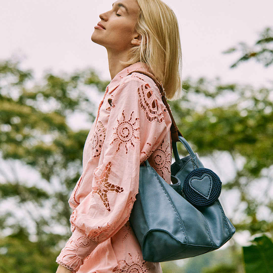 Melrose Crossbody Bag in Natural Multi Flowers Crochet – The Sak