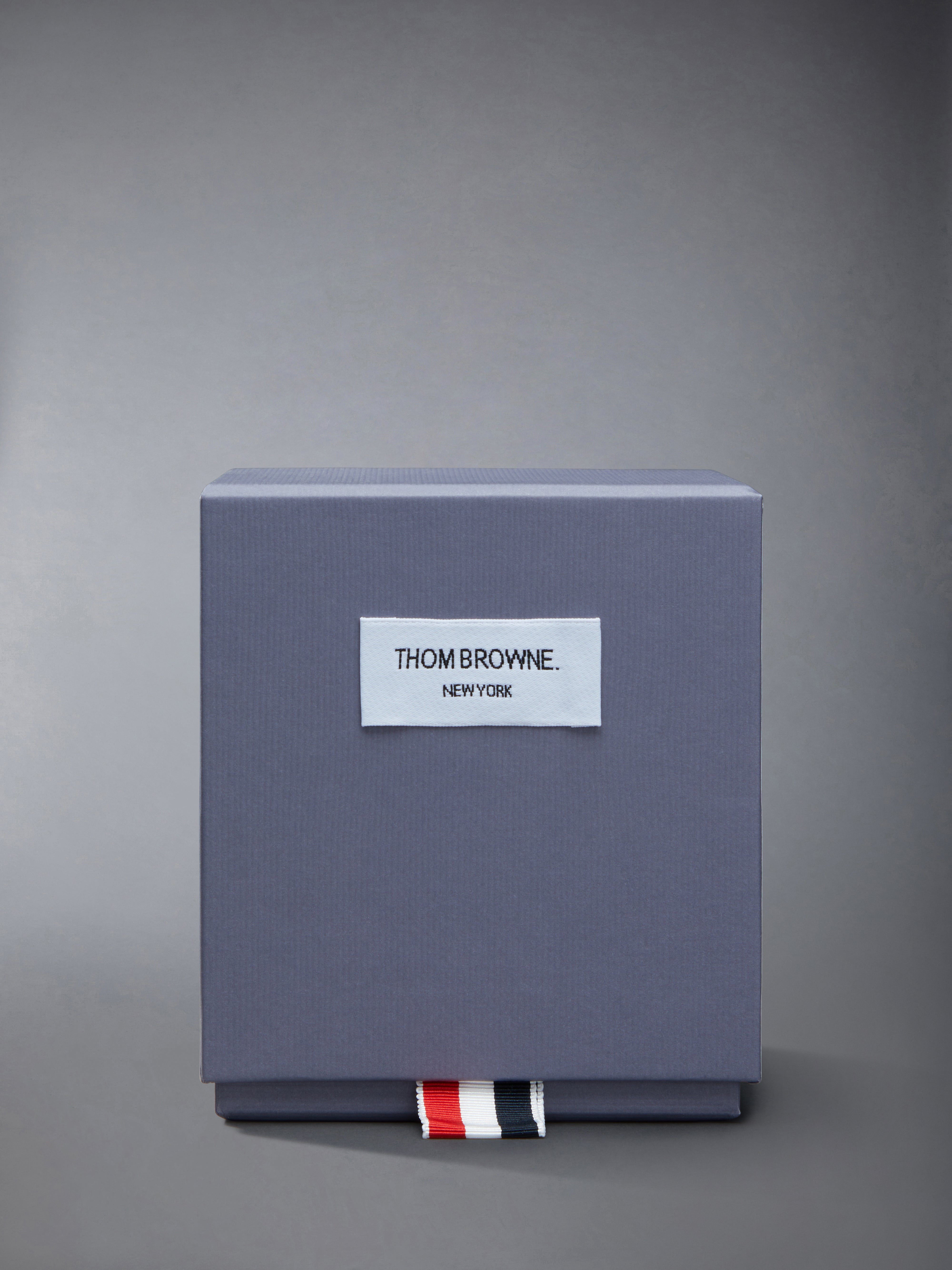 09.27.65 Vetyver Baccarat Candle 175 Gr | Thom Browne