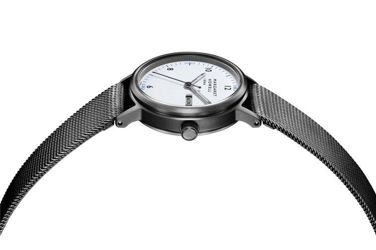 MARGARET HOWELL idea】新作「DAY&DATE SOLAR MESH」発売 | NEW ITEM