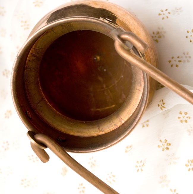 シロダーラ[高さ：約26cm x 横幅：約10cm 容量：約400ml] の通販