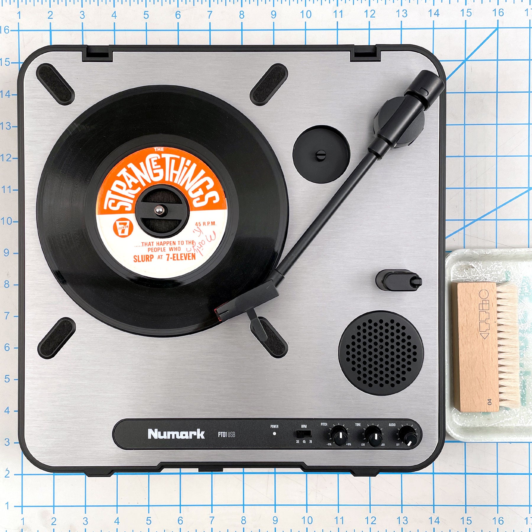 Numark: PT01 USB Portable Turntable – TurntableLab.com