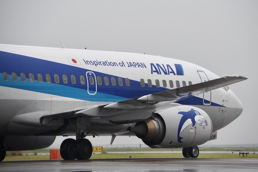 機長も共に”ラストフライト ANAのスーパードルフィン、25年の活躍に幕